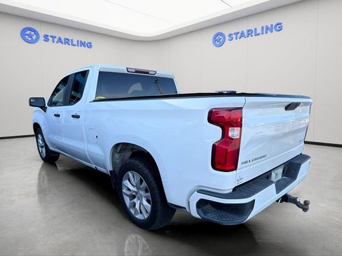 Used 2020 Chevrolet Silverado 1500 Custom w/ Custom Value Package RWD image 2