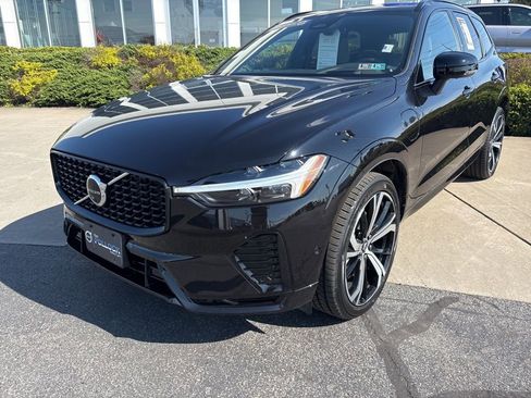 Certified 2024 Volvo XC60 T8 Ultimate w/ Protection Package Premier AWD/4WD image 2