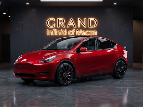 Used 2024 Tesla Model Y Performance AWD/4WD image 1