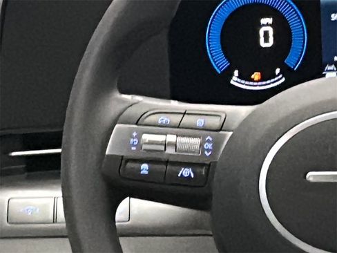 New 2026 Hyundai Kona SE image 16