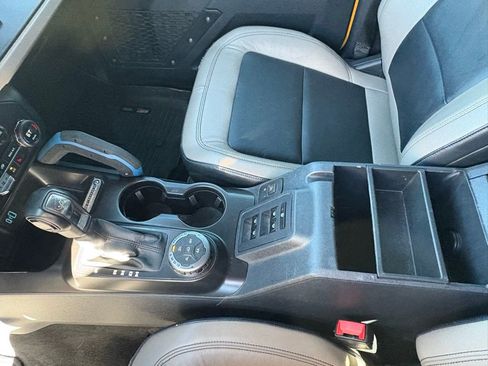 Used 2021 Ford Bronco Wildtrak AWD/4WD image 21