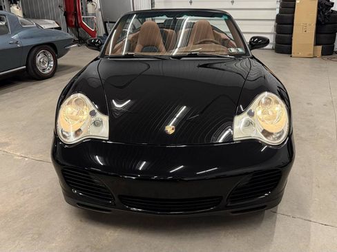 Used 2004 Porsche 911 Carrera 4S AWD/4WD image 9