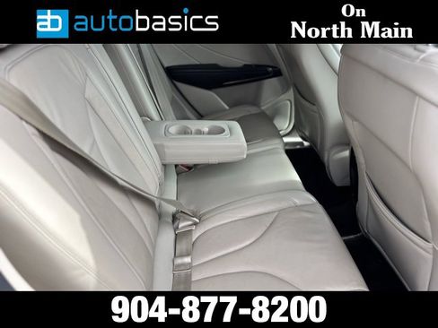 Used 2018 Lincoln MKC Select w/ Select Plus Package image 14