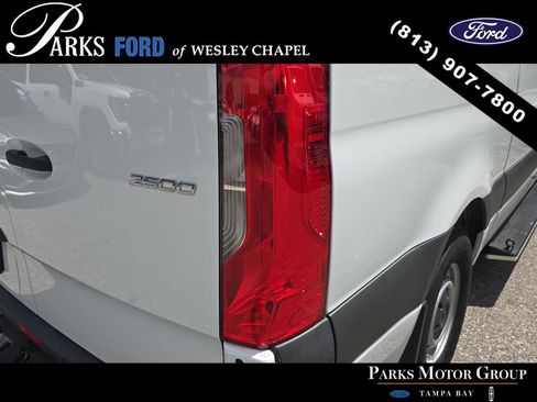 Used 2023 Mercedes-Benz Sprinter 2500 image 7