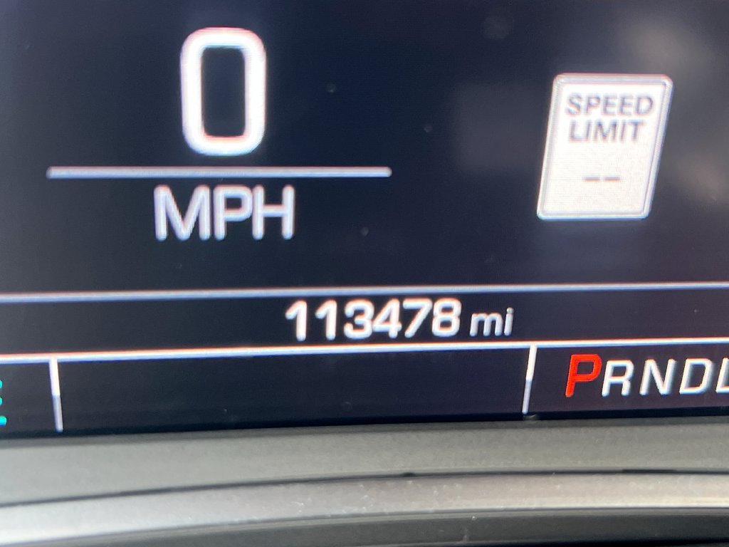 Used 2019 Chevrolet Traverse LT w/ LT Premium Package AWD/4WD image 12