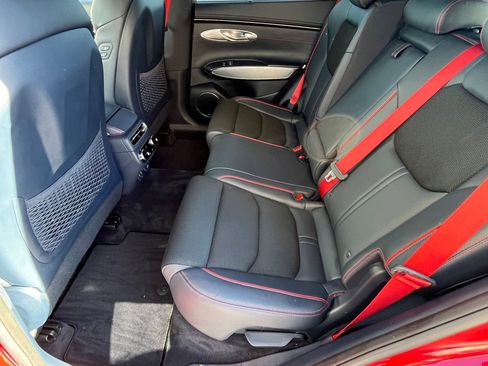 Used 2023 Genesis GV70 2.5T w/ Sport Prestige Package image 13