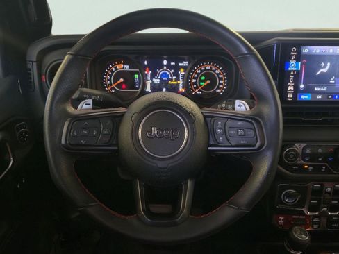 Used 2024 Jeep Wrangler Unlimited Rubicon 392 AWD/4WD image 15