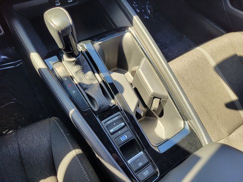 Used 2024 Honda Accord Sport image 29