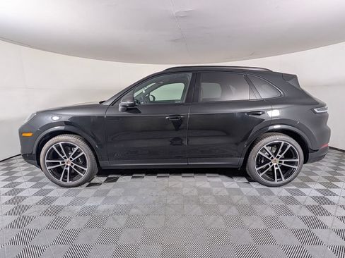 New 2026 Porsche Cayenne AWD/4WD image 2