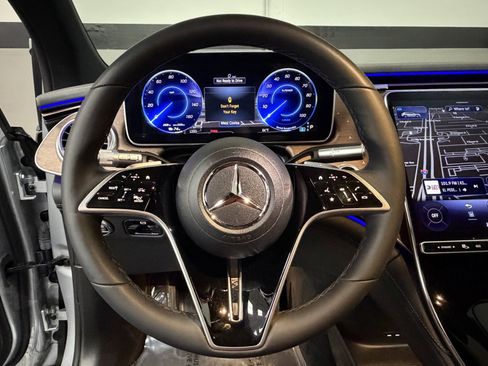 Certified 2023 Mercedes-Benz EQS 450+ SUV image 29