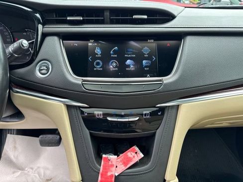 Used 2019 Cadillac XT5 Luxury AWD/4WD image 14