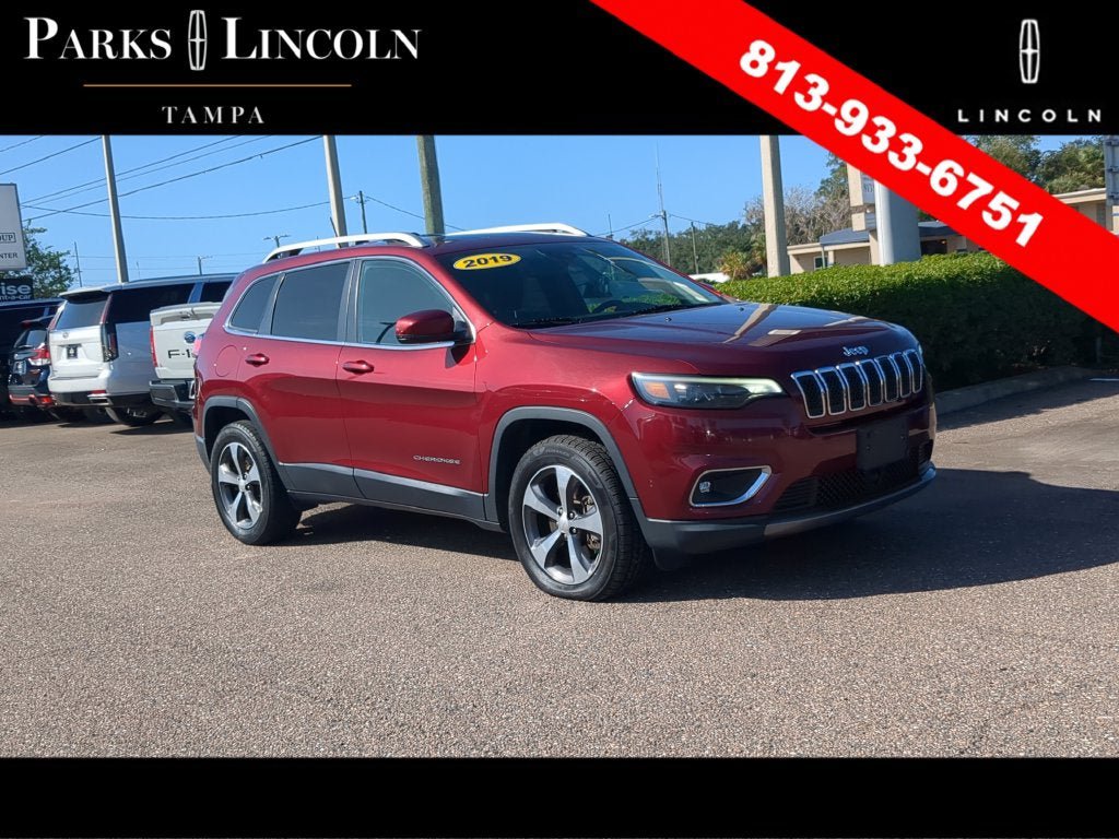 Used 2019 Jeep Cherokee Limited w/ Technology Group AWD/4WD image 1