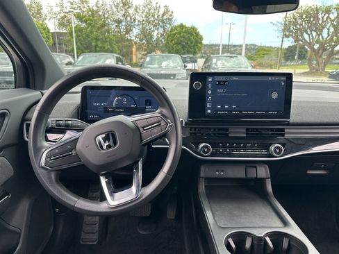 Used 2024 Honda Prologue EX image 12