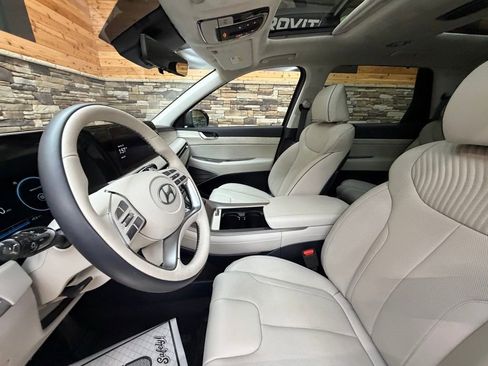 Used 2025 Hyundai Palisade Calligraphy image 11