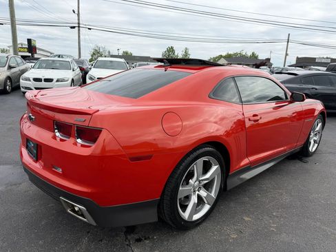 Used 2010 Chevrolet Camaro SS w/ LPO, Ground Effects Package RWD image 3