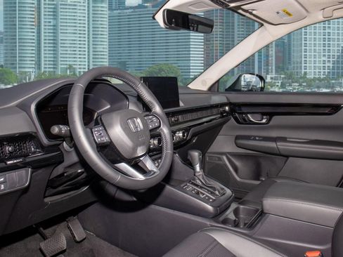 Certified 2025 Honda CR-V EX-L image 17