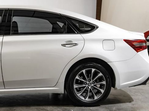Used 2016 Toyota Avalon XLE FWD image 20