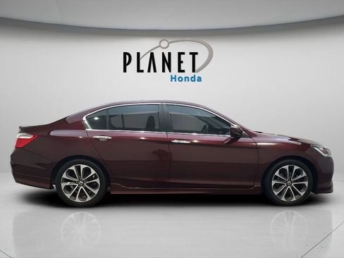 Used 2015 Honda Accord Sport image 3
