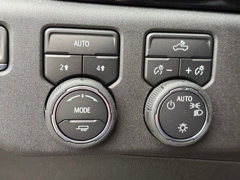 New 2026 Chevrolet Silverado 1500 LT image 33