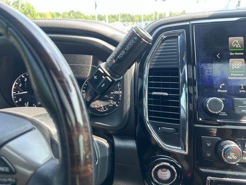 Used 2021 Nissan Titan Platinum Reserve w/ Moonroof Package AWD/4WD image 17