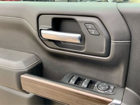 Used 2022 Chevrolet Silverado 1500 RST w/ LPO, Blackout Package image 51