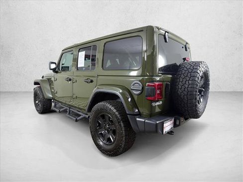 Used 2024 Jeep Wrangler Unlimited Sahara AWD/4WD image 5