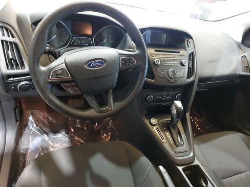 Used 2016 Ford Focus SE FWD image 15