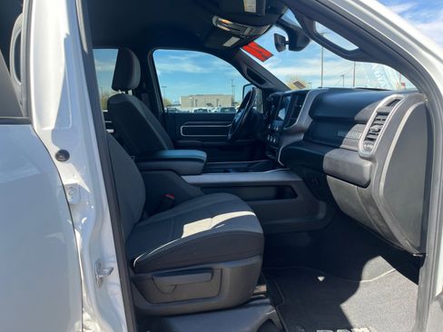 Used 2024 RAM 3500 Big Horn image 19