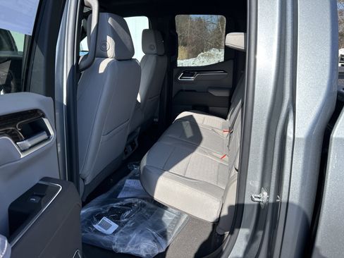 New 2026 GMC Sierra 1500 SLE w/ X31 Off-Road Package image 14