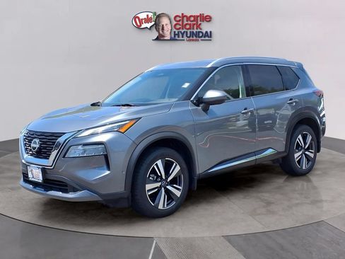 Used 2023 Nissan Rogue SL w/ SL Premium Package FWD image 1