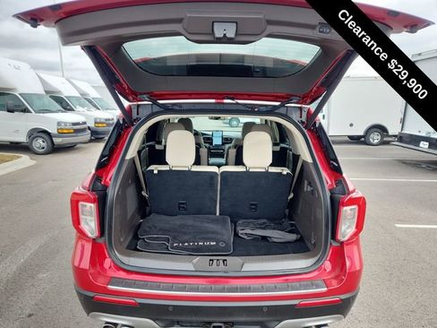 Used 2020 Ford Explorer Platinum w/ Premium Technology Package image 32