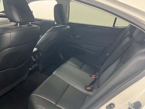 Used 2021 Lexus ES 350 w/ Accessory Package FWD image 13
