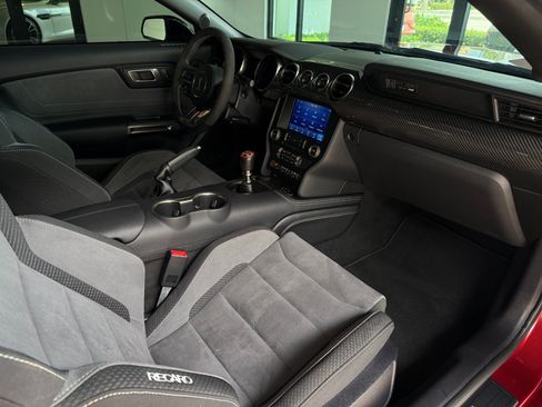 Used 2019 Ford Mustang Shelby GT350 w/ Technology Package RWD image 33