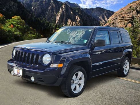 Used 2016 Jeep Patriot Sport w/ Power Value Group AWD/4WD image 5