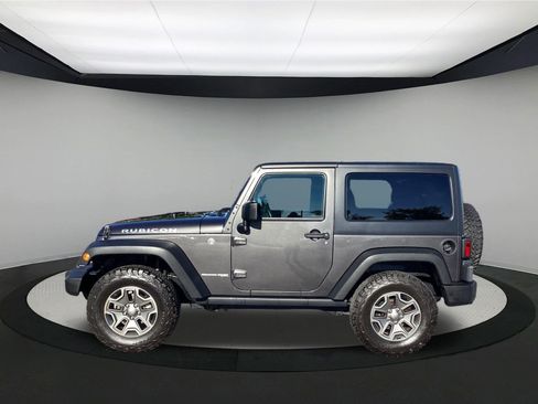 Used 2018 Jeep Wrangler Rubicon w/ Power Convenience Group image 5