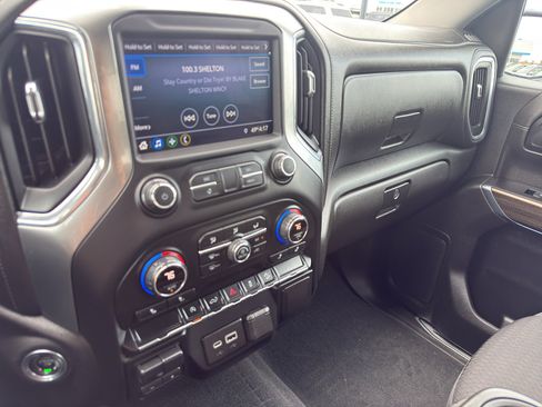 Used 2020 Chevrolet Silverado 1500 LT Trail Boss w/ Convenience Package image 23