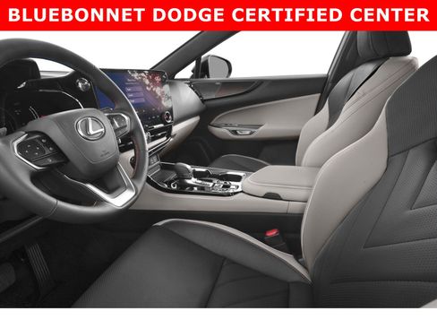 Used 2024 Lexus NX 350h AWD w/ Vision Package image 6
