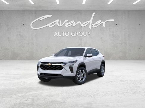 New 2026 Chevrolet Trax LS FWD image 8