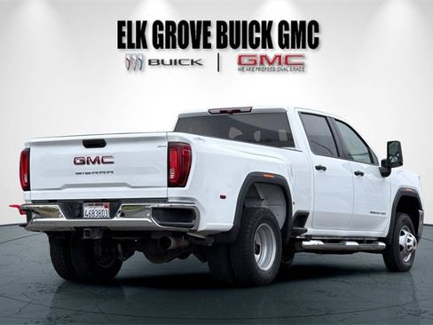 Used 2021 GMC Sierra 3500 4x4 Crew Cab w/ Gooseneck/5TH Wheel Package image 4