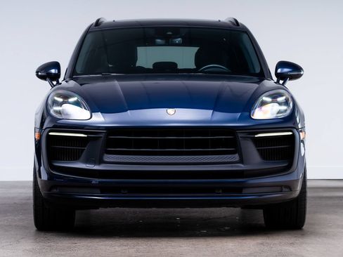 Used 2022 Porsche Macan GTS AWD/4WD image 2