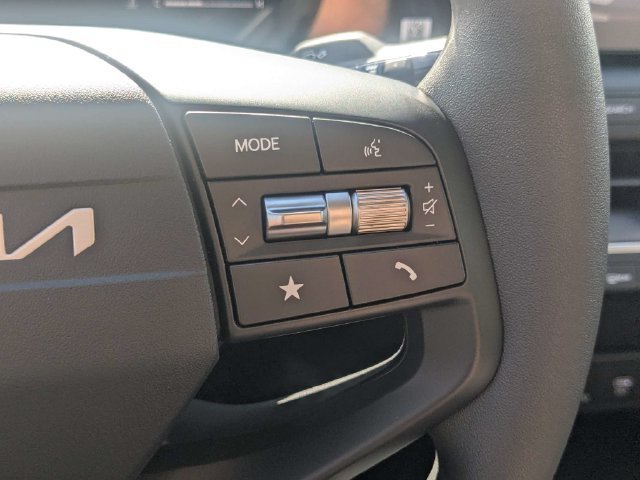 New 2027 Kia K4 FWD image 24