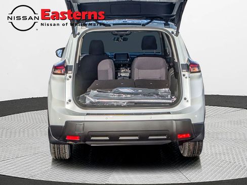 New 2026 Nissan Rogue SV w/ Cold Weather Package image 11