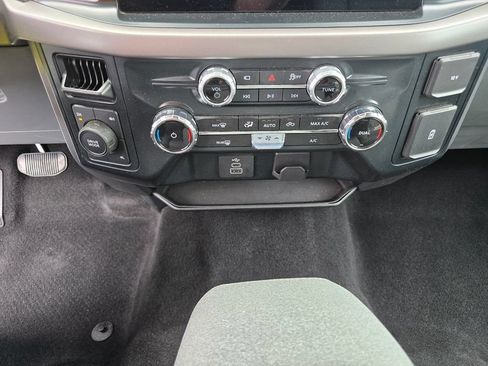 Used 2025 Ford F150 XLT w/ Equipment Group 301A Standard AWD/4WD image 25