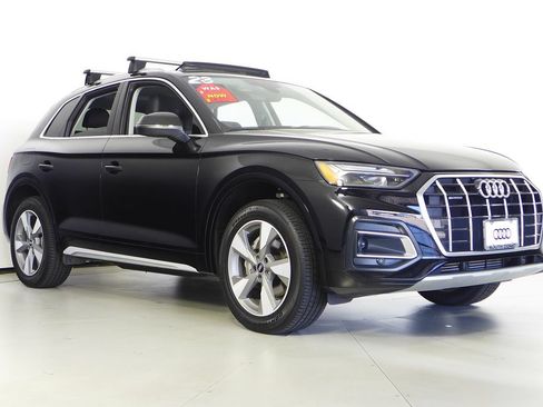 Used 2023 Audi Q5 2.0T Premium w/ Convenience Package AWD/4WD image 4