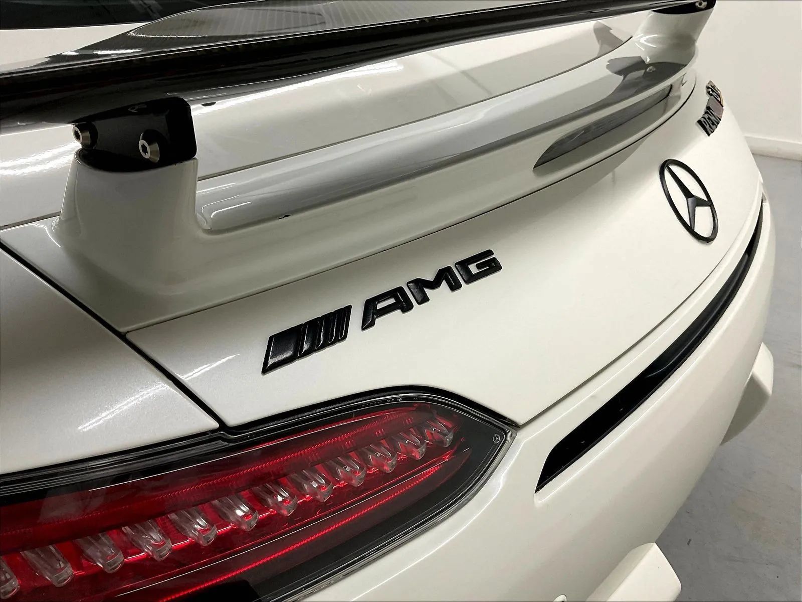 Used 2018 Mercedes-Benz AMG GT R image 34