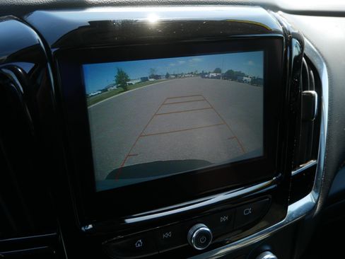 Used 2019 Chevrolet Traverse LT AWD/4WD image 32
