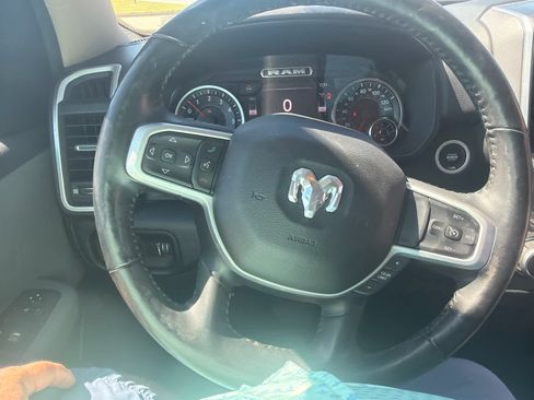Used 2020 RAM 1500 Big Horn AWD/4WD image 12