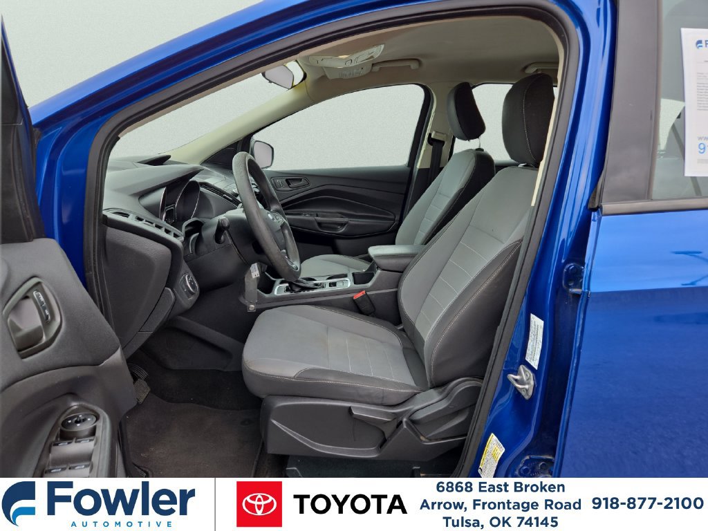 Used 2019 Ford Escape S FWD image 9