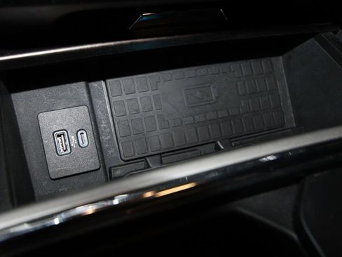 Used 2022 Ford F250 Lariat w/ Lariat Ultimate Package image 23