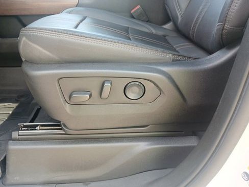 Used 2022 Chevrolet Silverado 1500 High Country w/ High Country Premium Package image 49